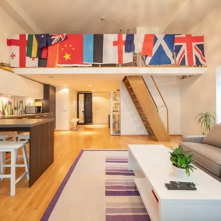 Best Pallasti Loft For 4 アパート *